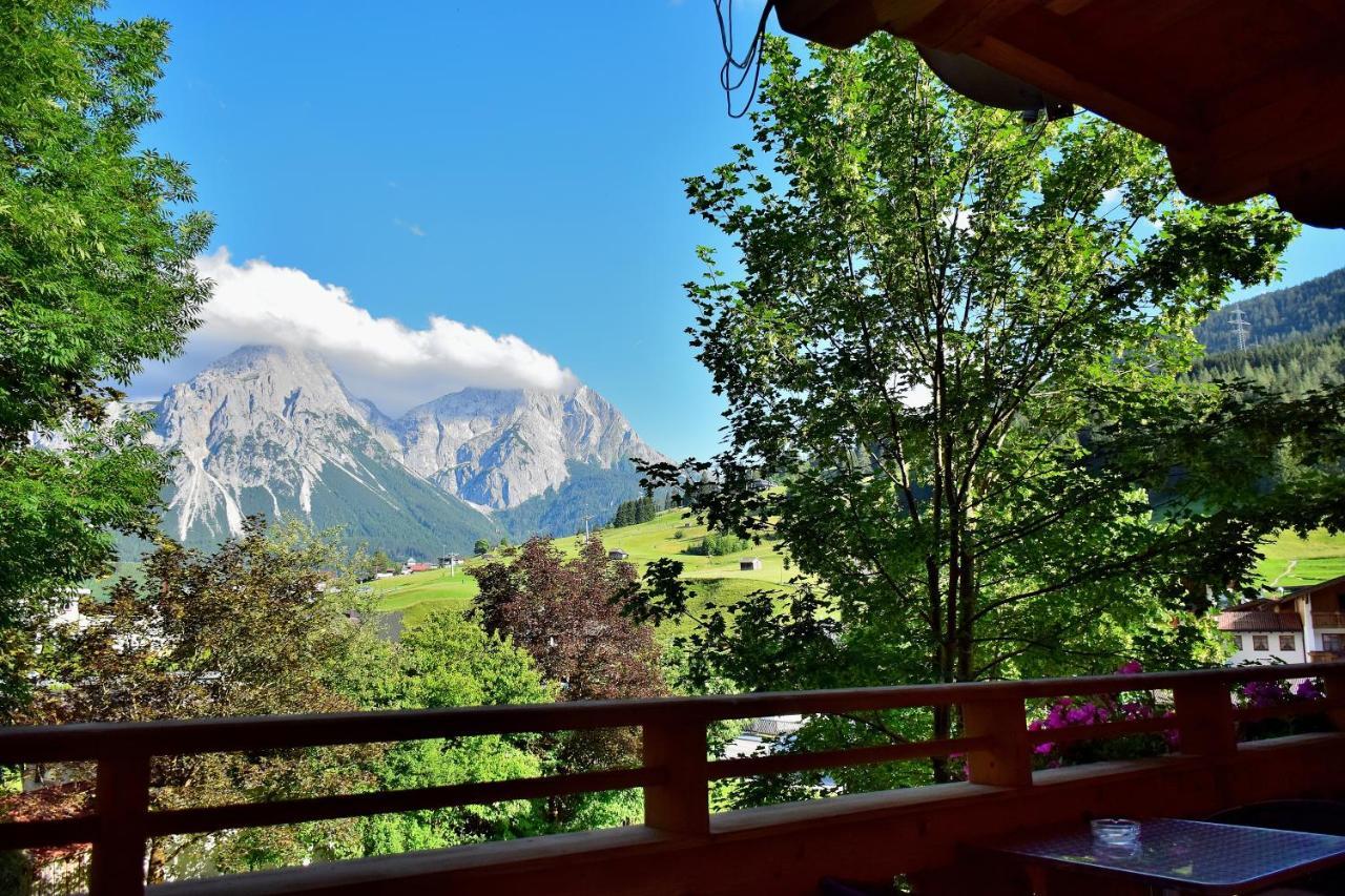 Ferienwohnung Sevim Lermoos Bagian luar foto